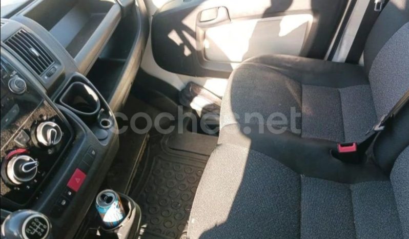 FIAT Ducato 35 Maxi 2.3 Mjet Furgón Largo L Alto 96Kw lleno
